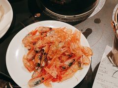 -钱小奴海鲜自助黑金店(杭州滨江龙湖店)