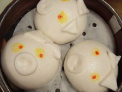 金沙肥猪包-点点心点心专门店(旺角店)