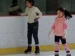 -冠军冰场CHAMPION RINK(百年港湾奥特莱斯店)
