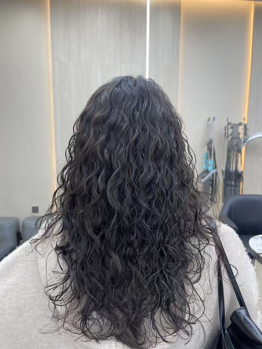 超显发量的泡面卷