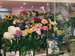 -FLOVIE FLORIST CAFE