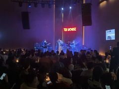 -TZ House音乐现场(来福士中心店)