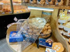 -昆明冠生园·蛋糕·面包(南强街店)