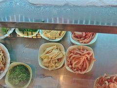 -金杨拉面王小吃面馆·牛三宝面·红烧牛肉粉