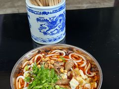 -刘二姐肥肠米粉(总店)