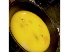 -鲜入围煮花胶鸡海鲜火锅