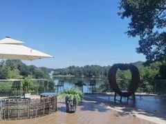 -华凌山庄·隐湖栖