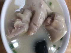 -雷祖芳老妈蹄花店