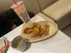 -左庭右院鲜牛肉火锅(金山万达店)