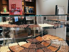 -Laderach 莱德拉(上海环贸iapm店)