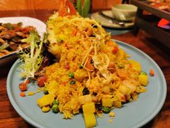 菠萝海鲜炒饭-苏梅花园(群星城店)