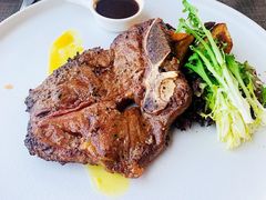 -四月吧餐厅(正阳步行街店)