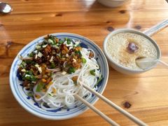 -高师傅特色米粉汤包(建设路店)