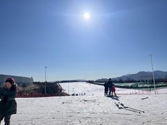 -华彬猛犸滑雪场