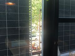 -阿洪锅贴王(小吃城店)