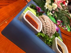 活八蛸-小船渔村•大连菜•大连焖鱼(黄河路店)