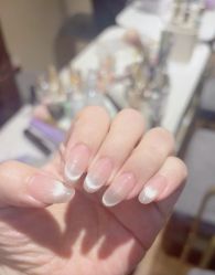 -甲·铺轻奢美甲美睫