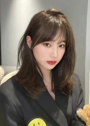 -十六番发型师事务所