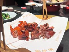 -鸽子侯·家宴·平价海鲜(市图书馆店)