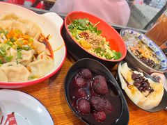-爆炸头阿姨小四川正宗川味小吃(无任何分店)
