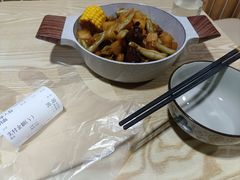 -内蒙焖面大盆骨餐馆(山大路店)