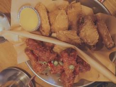 炸鸡翅一半一半-富乐满韩国正宗炸鸡韩国料理(虹泉路店)