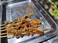 -马路牙子烧烤音乐酒馆(望京店)