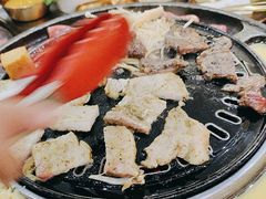 -胡悦里韩式烤肉(芝罘万达广场店)