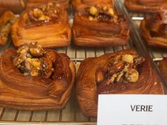 -VERIE BAKEHOUSE