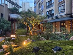 -忆江南·临江鱼馆