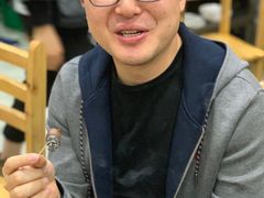 -雷祖芳老妈蹄花店
