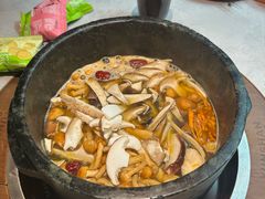 -芸山季·云南野生菌火锅(人民广场来福士店)
