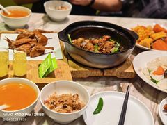 -汤城小厨•粤菜•靓汤(西直门凯德MALL店)