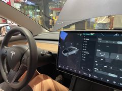 -TESLA 特斯拉(广州天环广场体验店)