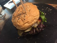 -HIGH FIVE哈福手工汉堡(桂林路店)