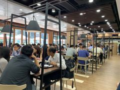 -香港大学