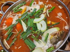-亮欢寨酸汤鱼(沙冲路店)