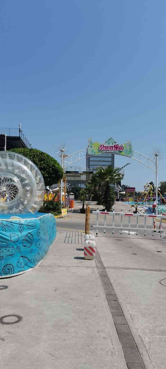 美心红酒广场-"首先位置真的很好找,就在宜家过去一点点.