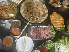 -牛牛牛酸菜煎肉店(望云寺路店)