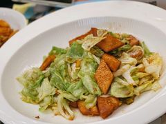 包包菜炒馕-巴依老爷新疆美食(望京小街店)