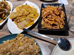 -嗨辣小聚·盘锦河蟹·海鲜烧烤龙虾(盘锦十年好店)