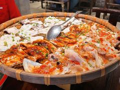 筲箕三味山塘大头鱼-广府乡下·饭庄(新港东路店)