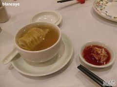 鱼翅汤饺-翠园(铜锣湾广场店)
