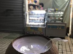 -椰爺爺·椰子冻砵仔糕