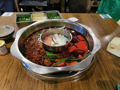 -周幺妹重庆老火锅(银泰城总店)