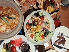 -芭莉与彩虹西餐厅(成都合生汇店)