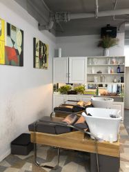 -茶发Salon·烫发染发理发