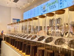 -喜茶(迪士尼小镇DP店)
