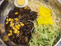 釜山炸酱面-玄希浪漫厨房·韩料烤肉(湖滨银泰in77店)