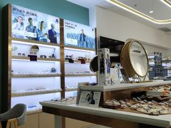 -无界眼镜MaxLess(南翔印象城店)
